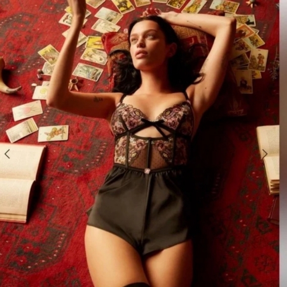 New!For Love and Lemons Clara Floral Lace Romper - Picture 4 of 14